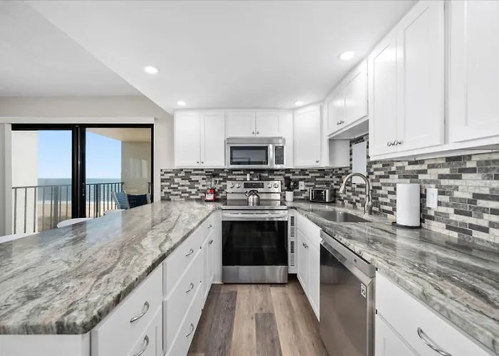 Stunning Oceanfront 2 Bedroom With Outdoor Pool!