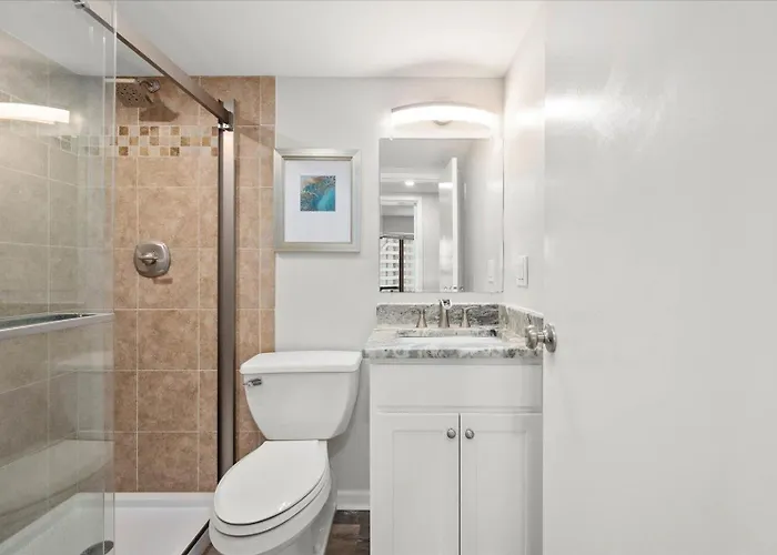 Stunning Oceanfront 2 Bedroom With Outdoor Pool! Ocean Stadt