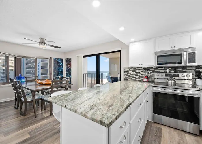 Stunning Oceanfront 2 Bedroom With Outdoor Pool! Ocean Stadt