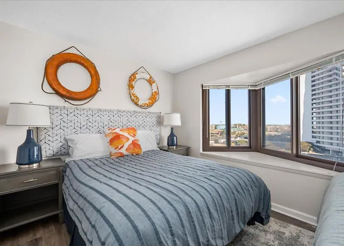 Stunning Oceanfront 2 Bedroom With Outdoor Pool! Ferienhaus *