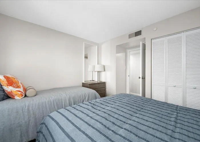 Stunning Oceanfront 2 Bedroom With Outdoor Pool! * Ocean Stadt