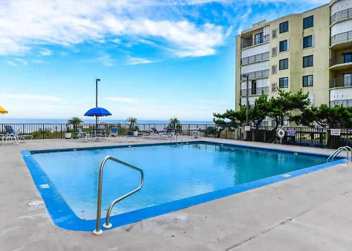 Ferienhaus Stunning Oceanfront 2 Bedroom With Outdoor Pool! Ocean Stadt